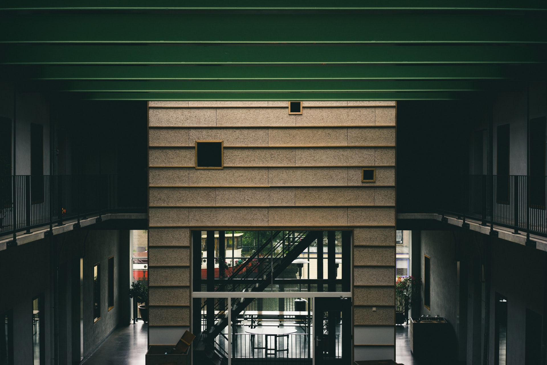 ehud-neuhaus-t4Fz0ZzuNFU-unsplash
